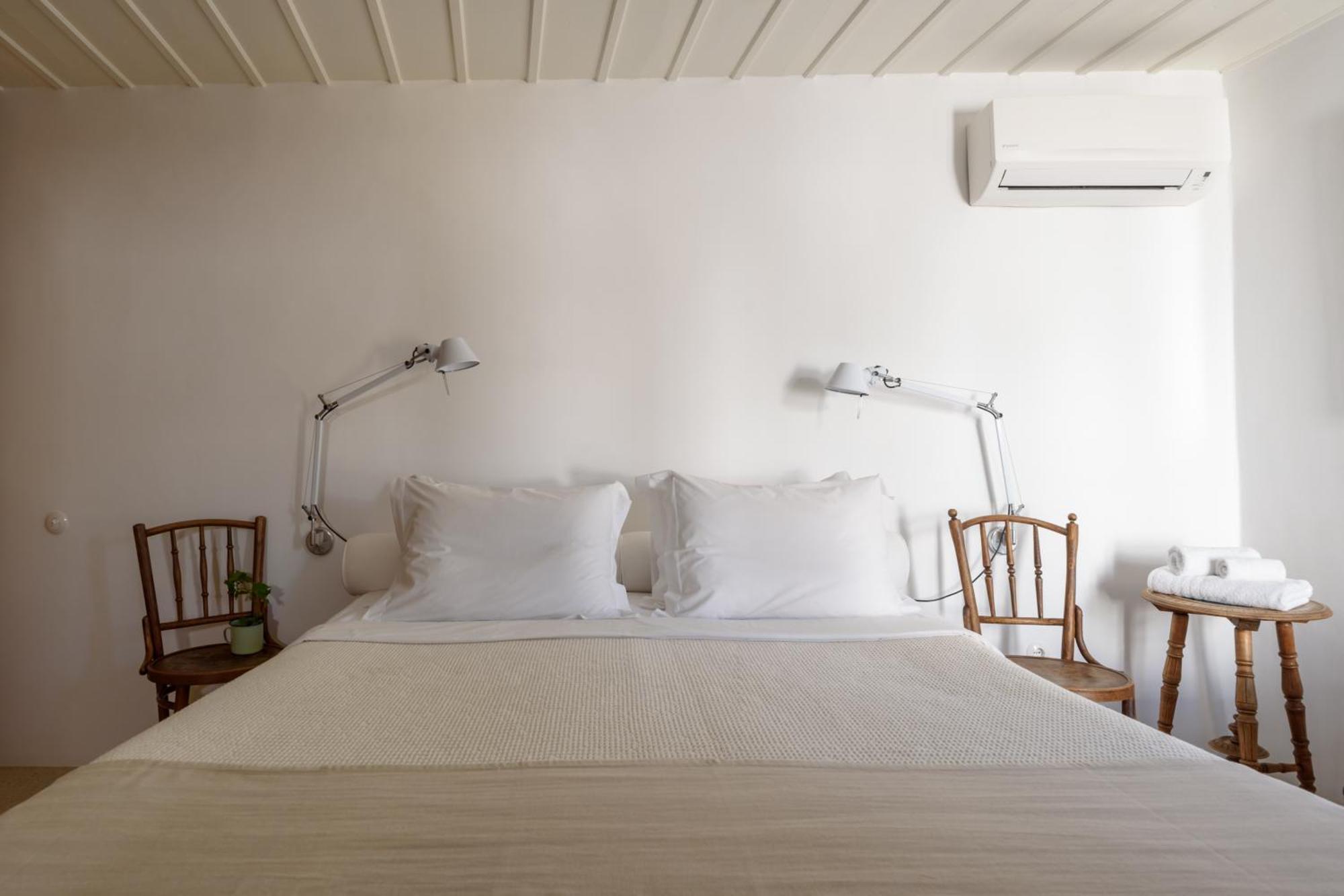 Mezzolovero Suites Кимолос Экстерьер фото